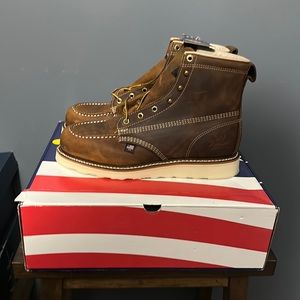 Thorogood slip resistant work boots brown new with tags